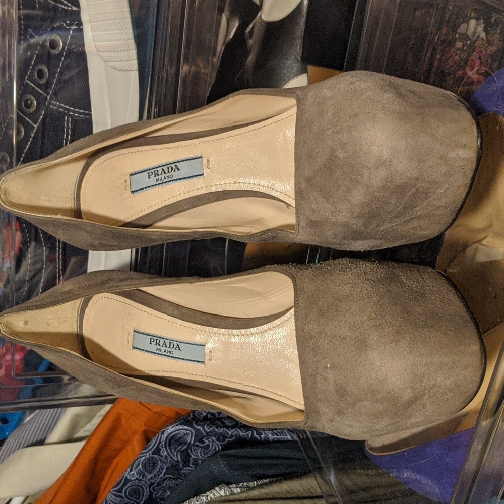 Prada pumps - Picture 3 of 4